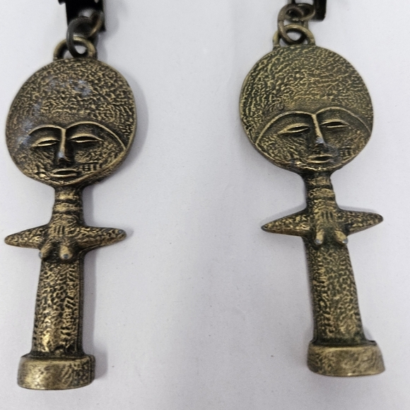 African Brass Corner Table Cloth Holders Women Face & Figure Set Of 4 Vintage - Picture 5 of 10